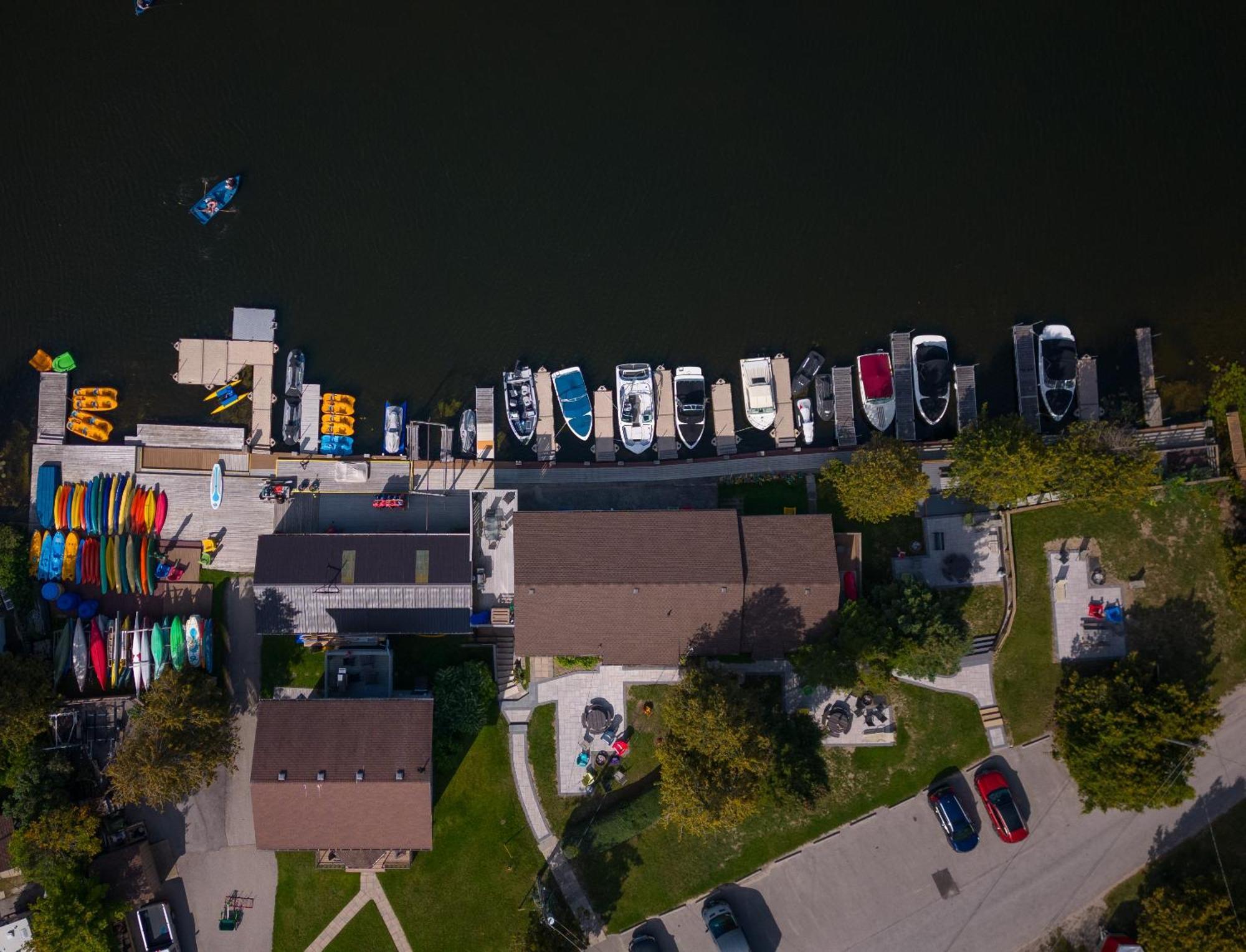 Sauble River Marina And Lodge Resort Собл-Біч Екстер'єр фото